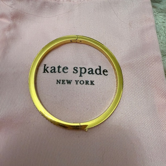 ✨Brand New Kate Spade Yellow Gold Bangle - Picture 4 of 10